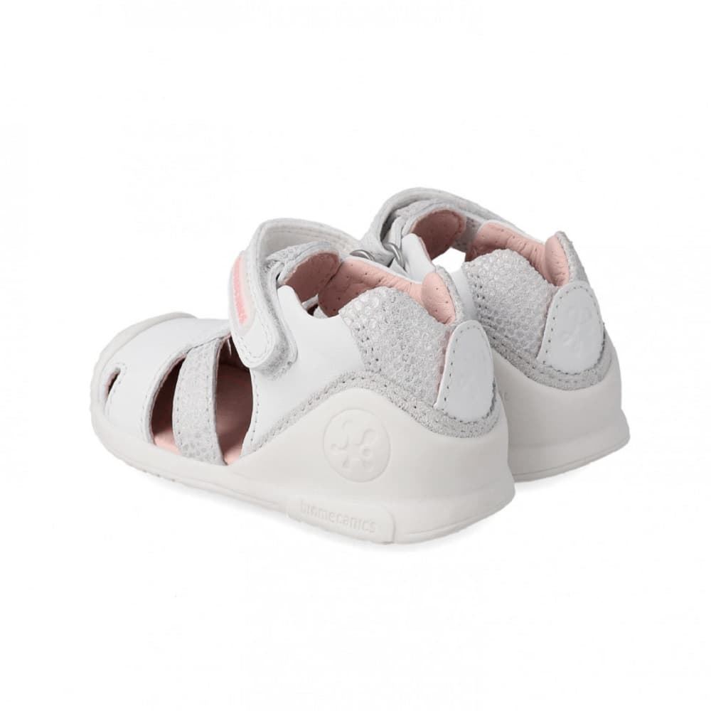 Zapatillas Deportivas Biomecanics De Piel De Bebé Niña En Blanco Con Velcro