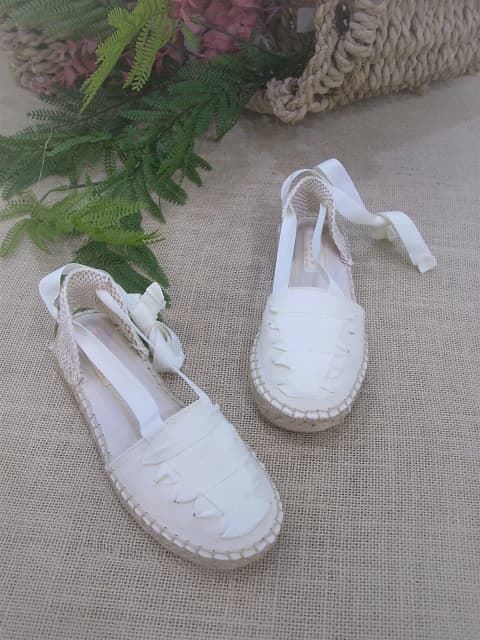 Beige Girl's Communion Espadrilles with Ribbons - Image 1