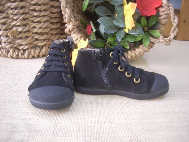 Black kids ankle boots with rubber toe cap - Image 5