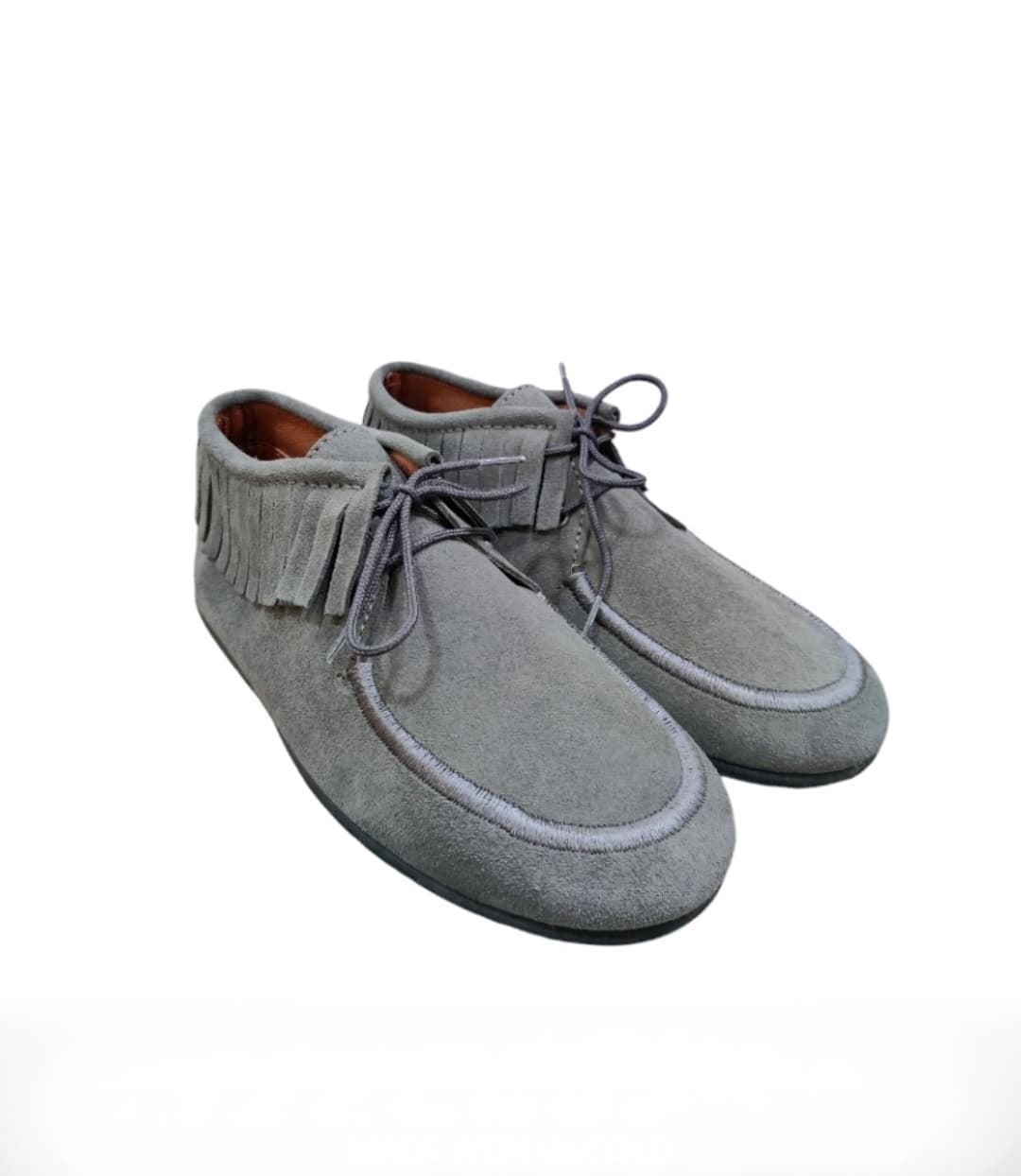 Candy Gray lace-up shoe with fringe - Image 1