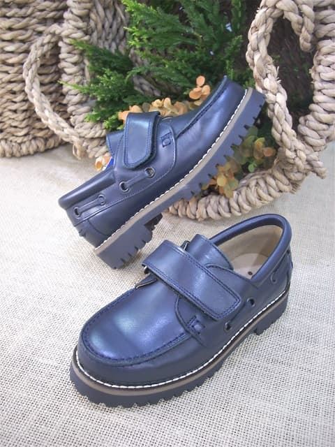 Nautical shoes for children in navy blue leather with Velcro - Image 2