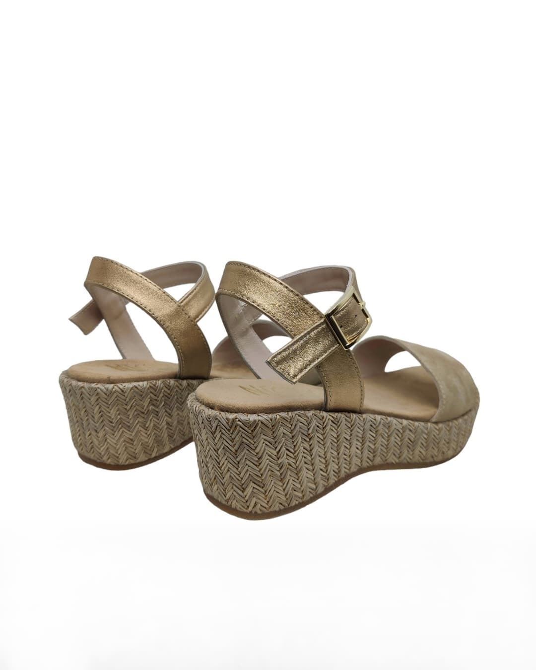 Sandalias Piel Taupe-Oro con cuña Ruth Secret - Imagen 3